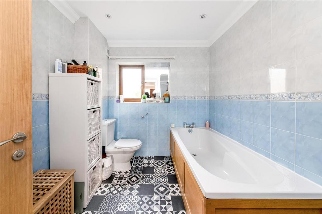Ground floor bathroom