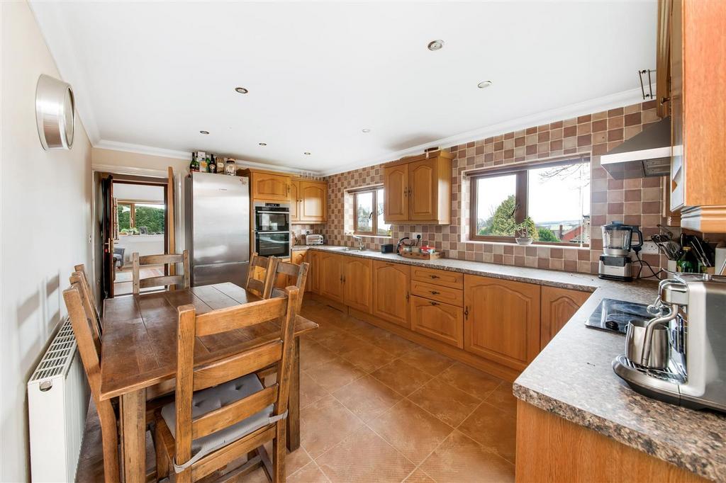 Open plan dining kitchen