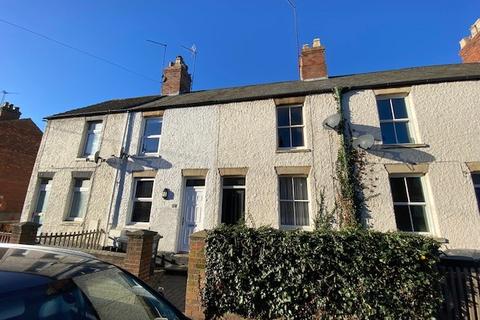 2 bedroom terraced house to rent, Midland Road, Thrapston, NN14