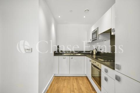 1 bedroom flat for sale, Agnes George Walk, Waterside Park, London, E16