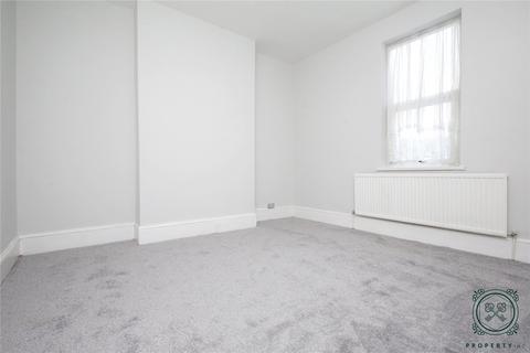 3 bedroom apartment to rent, Vartry Road, London, N15