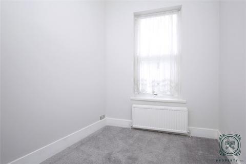 3 bedroom apartment to rent, Vartry Road, London, N15