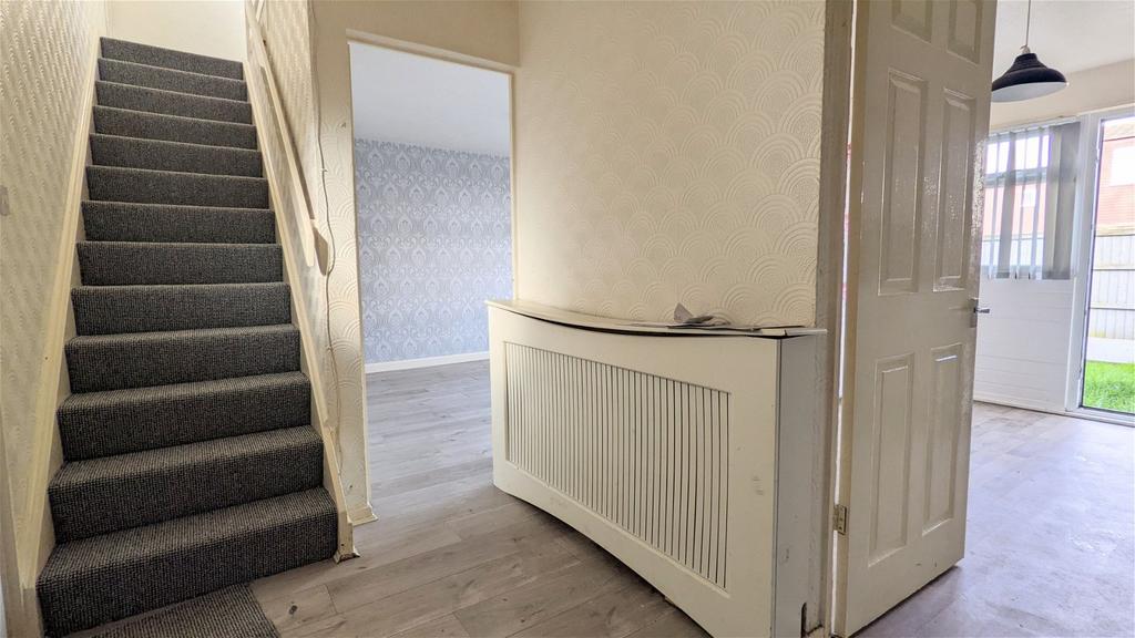 Fawcett, Skelmersdale WN8 3 bed end of terrace house for sale £90,000