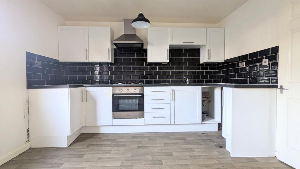 Fawcett, Skelmersdale WN8 3 bed end of terrace house for sale £90,000