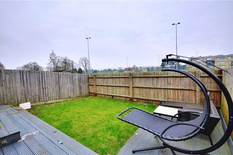 113 Varcoe Gardens, Hayes, UB3 2FJ