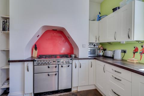 61 Aire View Terrace, Leeds, LS13 1DL