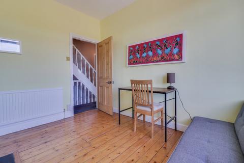 61 Aire View Terrace, Leeds, LS13 1DL