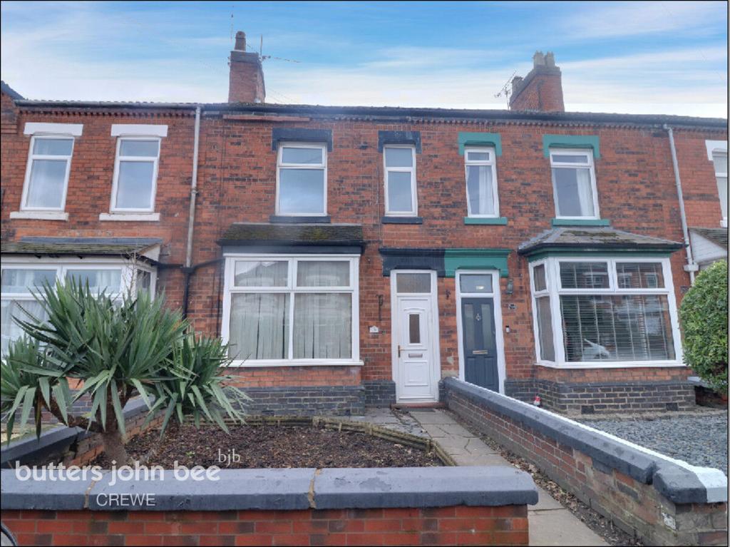 Hungerford Road, Crewe 3 bed terraced house for sale £130,000