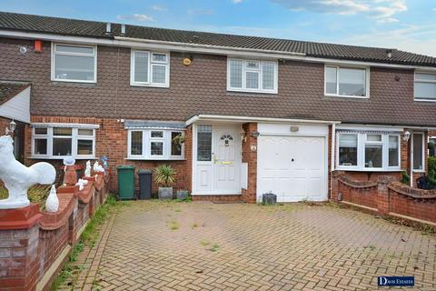 3 bedroom terraced house for sale - Hatfield Close, Hornchurch