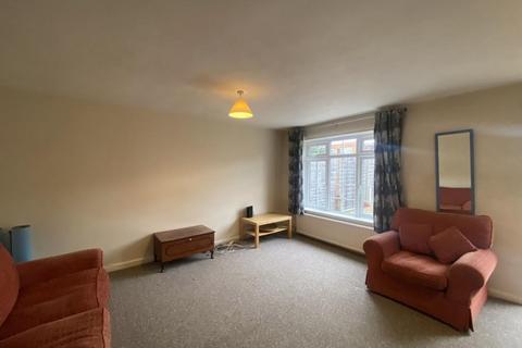 3 bedroom house to rent, 8 Englehurst Englefield Green