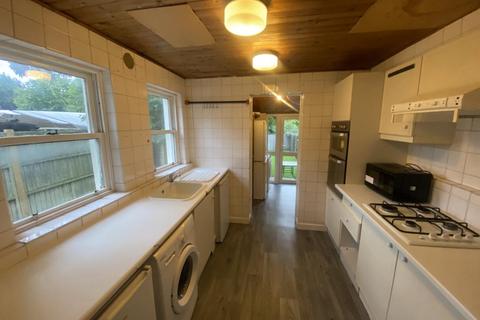 3 bedroom house to rent, 15 Harvest Road Englefield Green Egham Surrey