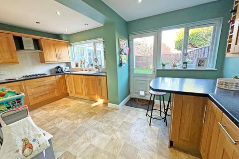 3 bedroom semi-detached house for sale, Mayhurst Road, Hollywood, B47 5QG