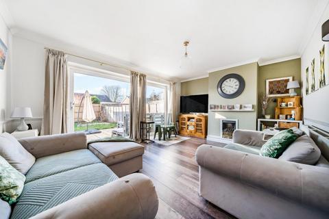68 Abbey Road, Witney, OX28 5LF
