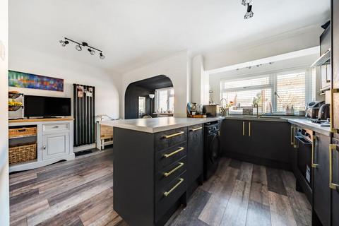 68 Abbey Road, Witney, OX28 5LF
