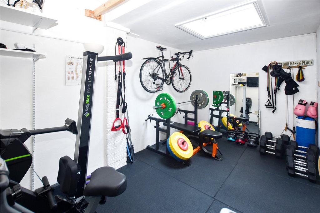 Integral Garage/ Gym