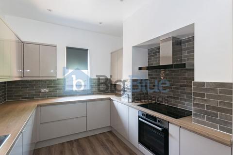 9 bedroom terraced house to rent, Regent Park Terrace, Leeds LS6