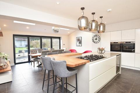 9 Beckwith Crescent, Harrogate, HG2 0BQ