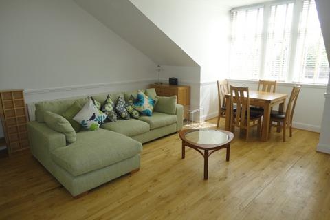 2 bedroom flat to rent, Lancaster Crescent, Kelvinside G12