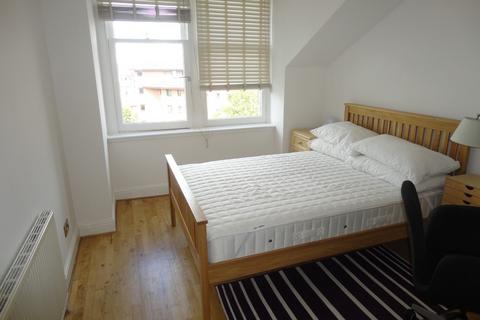2 bedroom flat to rent, Lancaster Crescent, Kelvinside G12