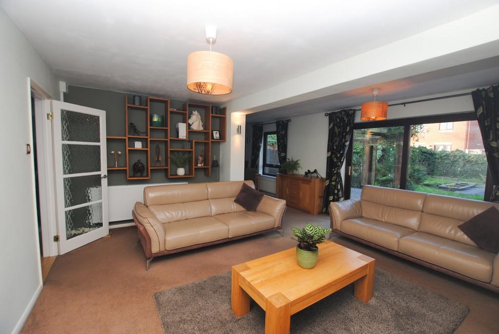 Union Street, Hadley, Telford, TF1 5RG 4 bed detached house for sale
