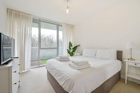 1 bedroom flat to rent, Chiswick Point, Chiswick, London, W4
