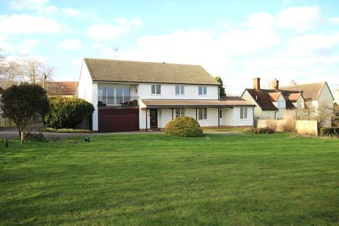 5 bedroom detached house for sale, Parsonage Downs, Dunmow