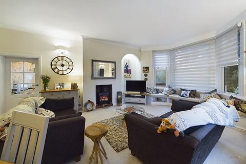 Flat 3, Borrowcop House Borrowcop Lane, Lichfield, WS14 9DF