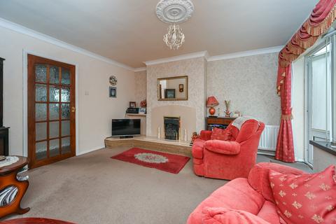 73 Brooklands Avenue, Walsall, WS6 6LF