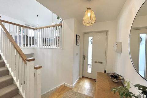 33 Bethan View, Perranporth, TR6 0FB