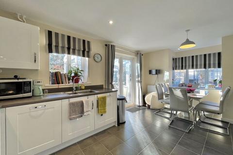 2 Centenary Way, Threemilestone, Truro, TR3 6FH