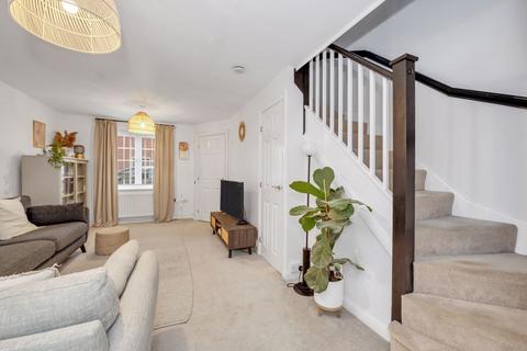3 bedroom end of terrace house for sale, Kingfisher Road, Bury St Edmunds