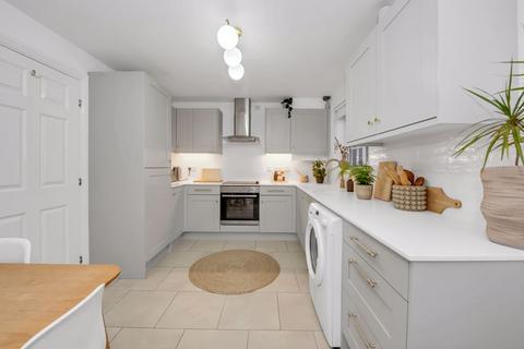 3 bedroom end of terrace house for sale, Kingfisher Road, Bury St Edmunds