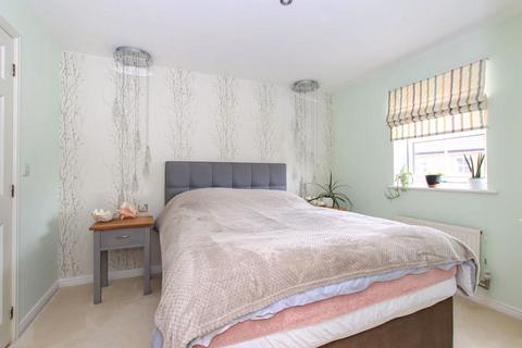 3 bedroom semi-detached house for sale, Aylesbury