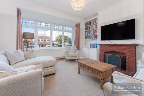 4 bedroom semi-detached house for sale, Kendall Avenue South, Sanderstead