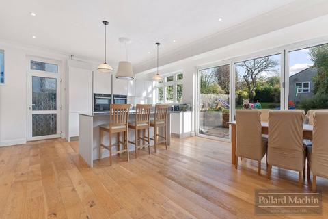 4 bedroom semi-detached house for sale, Kendall Avenue South, Sanderstead