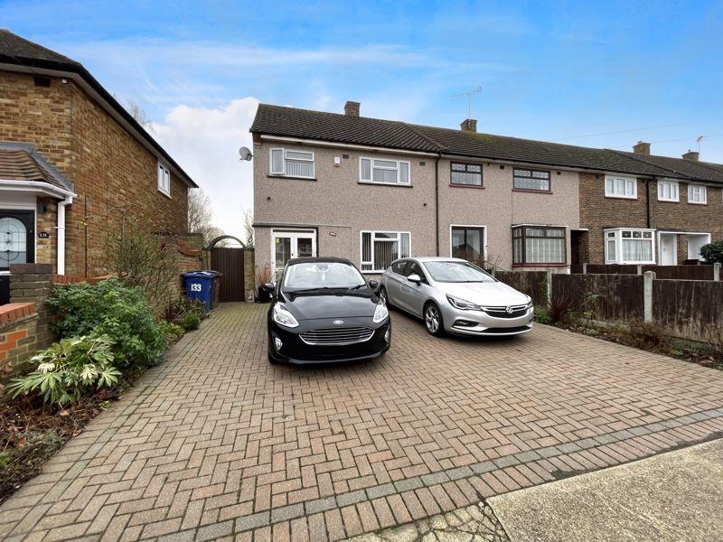 Usk Road, South Ockendon 3 bed end of terrace house for sale £390,000