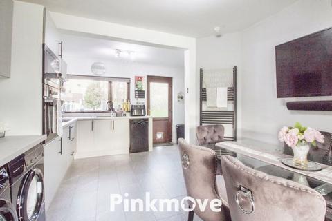 3 bedroom semi-detached house for sale, Channel View, Pontypool - REF#00014242