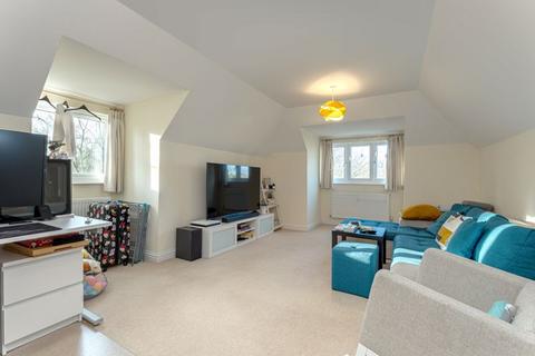 3 bedroom apartment for sale, Blackbridge Lane, Horsham