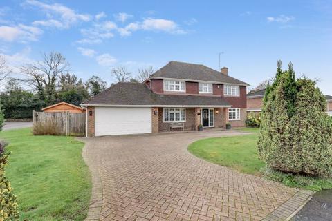 5 bedroom detached house for sale, Moor Place, Windlesham GU20