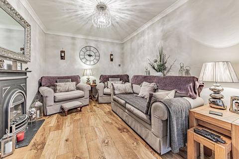 70 Bramble Road, Hatfield, AL10 9SE
