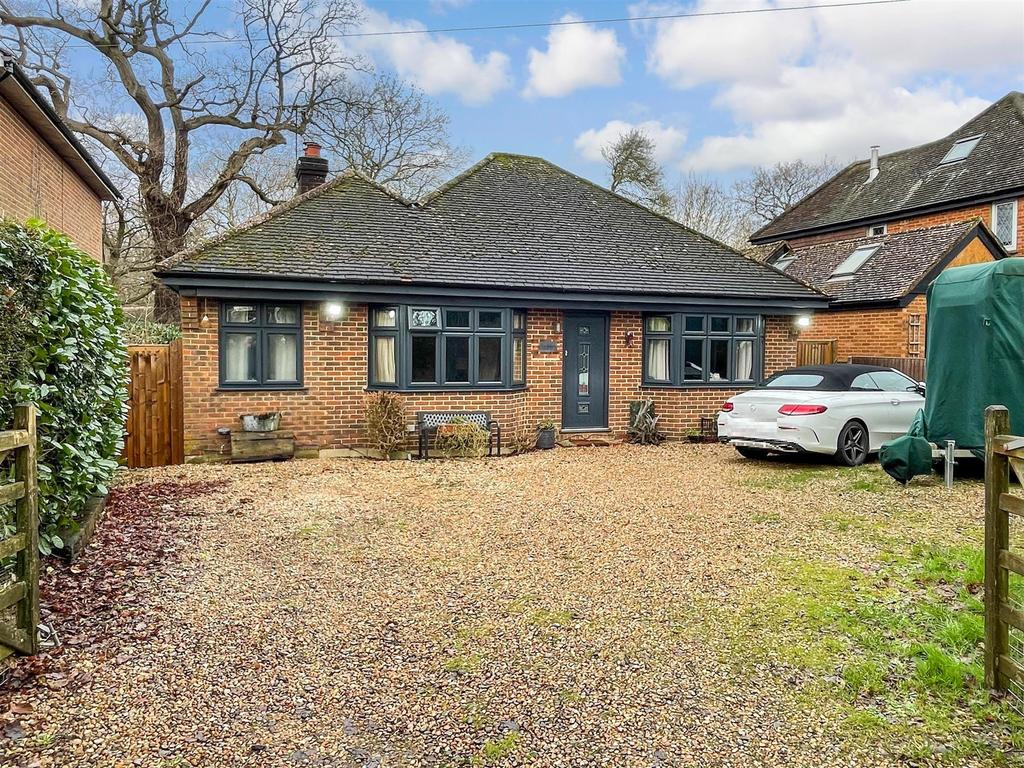 Vicarage Lane, Capel, Dorking, Surrey 3 bed detached bungalow for sale