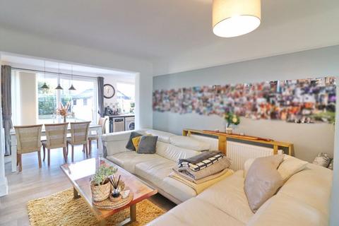 154 Lancaster Road, Salford, M6 8LX