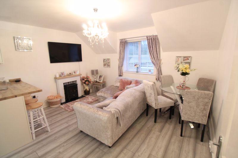 Haden Arch Court Haden Hill Road... 2 bed apartment for sale £125,000