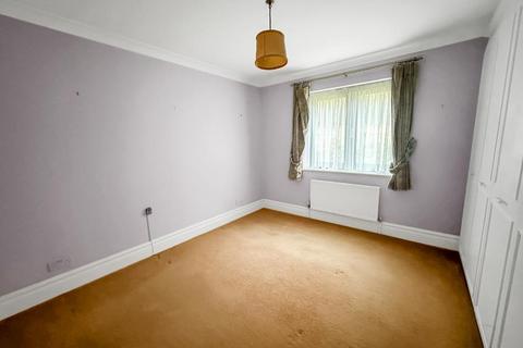 2, Lynn Court Whytebeam View, Whyteleafe, CR3 0AU