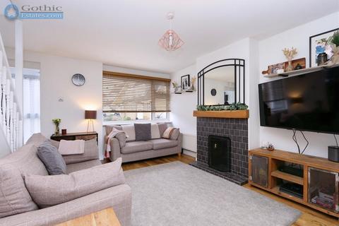 10 Chase Close, Arlesey, SG15 6UT