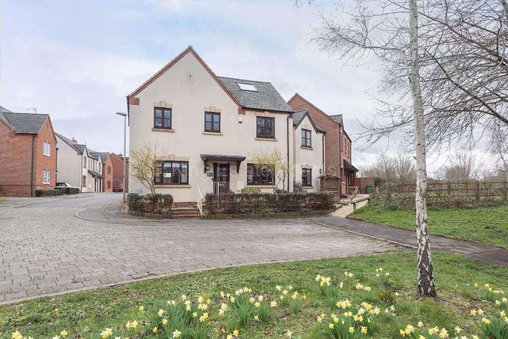 Broughton, Milton Keynes MK10 5 bed semidetached house to rent £