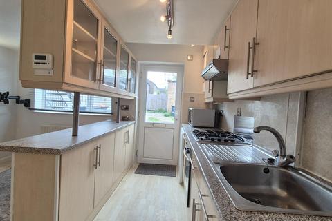 1 bedroom maisonette to rent, High Street North, Dunstable, LU6