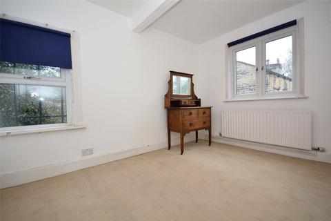 6 North Hill Road, Leeds, LS6 2EN