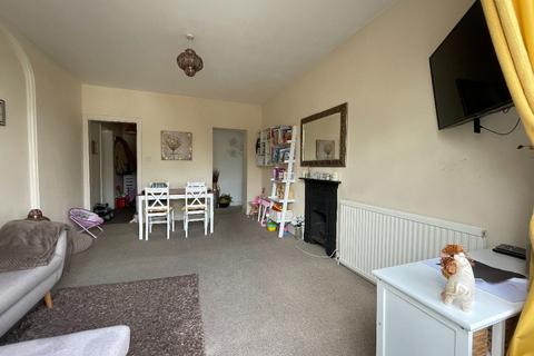 1 bedroom apartment for sale, Kings view Court, - Kings Road, Westcliff-on-Sea