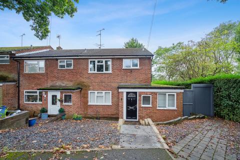 3 bedroom end of terrace house to rent, Hill Farm Road, Chalfont St Peter SL9